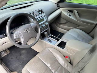 2007 Toyota Camry LE - Image 6