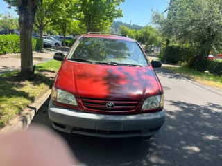 2001 toyota sienna van - Image 4