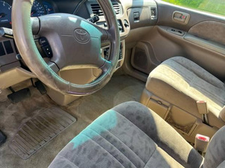 2001 toyota sienna van - Image 7