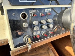 1983 Bay Liner OMC Sun Runner - Image 8