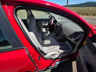 ⭐ 2006 VOLVO S40 ⭐ 💲 LOW DOWN PAYMENT OPTIONS (OAC)💲 - Image 10