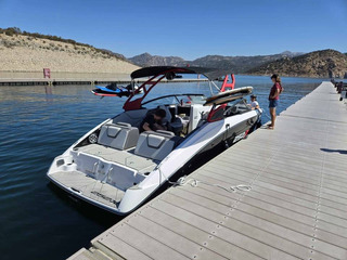 2022 Yamaha 252 XE wake boat - Image 5