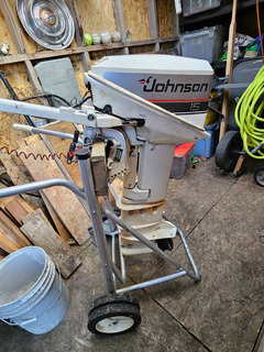 Johnson 15 boat motor - Image 3