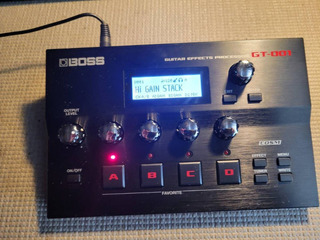 GT-001 Guitar Effects Processor - Image 1