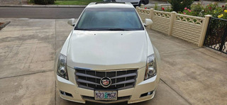 2010 cadilac CTS - Image 2