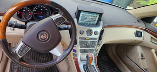 2010 cadilac CTS - Image 5