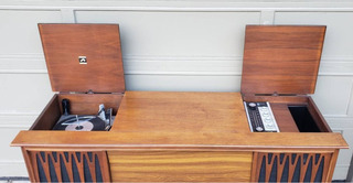 RCA New Vista Victrola Stereo Console - Image 6