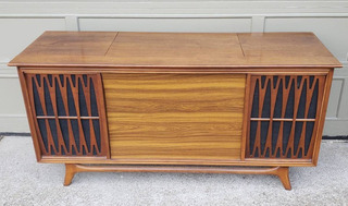 RCA New Vista Victrola Stereo Console - Image 8
