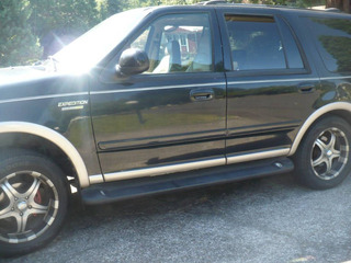 Trade 1999 Ford 4x4 Expedition - Image 2