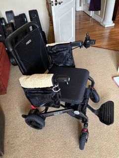 PRIDE JAZZY CARBON electric wheelchair