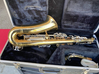 Selmer Bundy II Alto Saxophone - Image 2