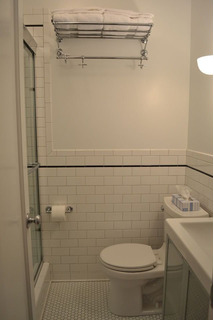 VERY SPACIOUS 1 BED/ 1 BATH APARTMENT IN DOWNTOWN PALO ALTO - Image 11