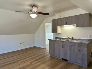 Newly Remodeled Upper-Level Unit Home - Image 2