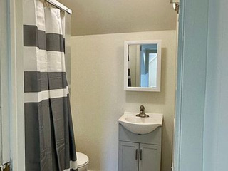 Newly Remodeled Upper-Level Unit Home - Image 4