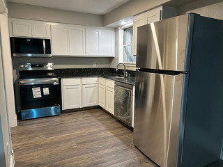 Experience Serene Living in This Fully Renovated 4-Bedroom Home! - Image 3