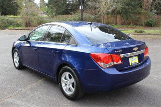 2012 Chevrolet Cruze LT Sedan - Image 4
