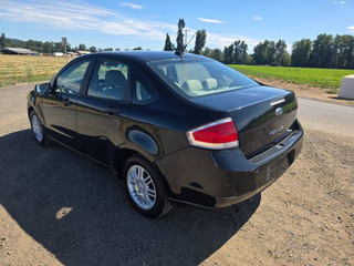 ⭐ 2010 FORD FOCUS ⭐ 💲 LOW DOWN PAYMENT OPTIONS (OAC)💲 - Image 4