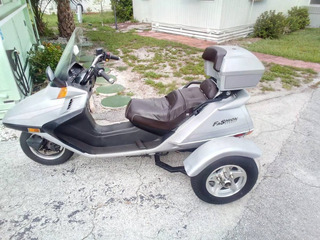 CM Moto 250cc Honda Helix clone - Image 2