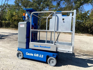 MULTIPLE GENIE GR-12 COMPACT RUNABOUT PERSONNEL MANLIFT'S - Image 3