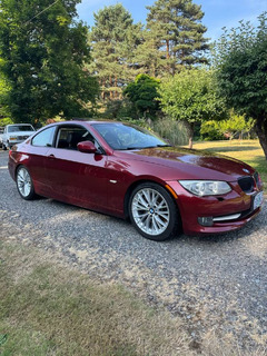 2011 BMW 335i, 6Speed/CleanTitle