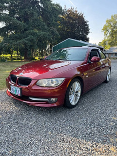 2011 BMW 335i, 6Speed/CleanTitle - Image 4