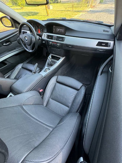 2011 BMW 335i, 6Speed/CleanTitle - Image 7