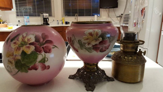 Antique Gone With The Wind Fluid Oil Lamp, Hand Painted In Original Co - Image 2