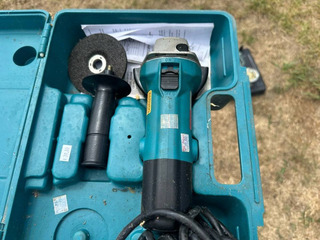 Makita Grinder - Image 2