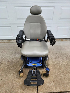 Jazzy Series 6 electric Chair