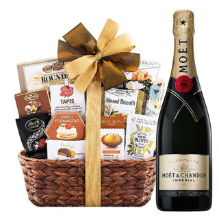 Moet Gift Sets Guide for Wine Lovers and Celebrations