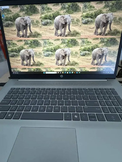 LIKE NEW HP LARGE SCREEN 17.3" AMD Ryzen 5 8GB 256GB LAPTOP COMPUTER - Image 2