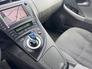 2010 Toyota Prius Electric III 4dr Hatchback - Image 17