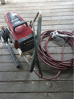 Titan 440 impact airless paint sprayer