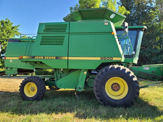 JD 9600 combine with 2 headers - Image 3