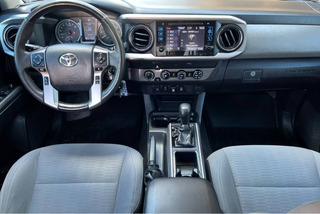 2019 Toyota Tacoma 4x4 - Image 8