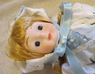 Collectable Krystal Doll - Image 4