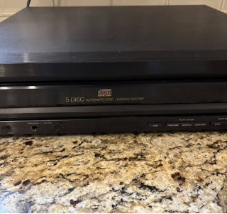 Vintage Sony 5 Disc CD player - Image 3