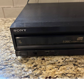 Vintage Sony 5 Disc CD player - Image 5