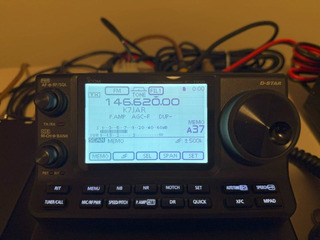 ICOM 7100 HF UHF VHF - Image 2