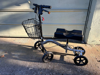 Nova knee scooter walker with basket - Image 4