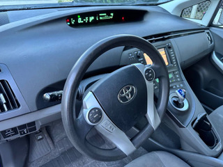 2010 Toyota Prius - Image 5