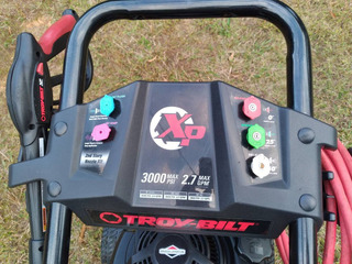 Troy Bilt 3000 psi pressure washer - Image 4