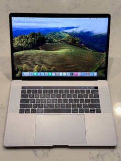Macbook Pro 15" 32GB RAM 1TB SSD Intel i9