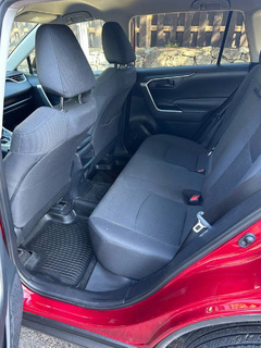2019 Toyota RAV4 AWD only 28k miles - Image 9
