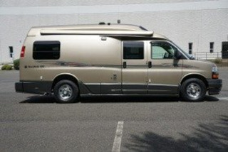 2007 Roadtrek 210 Versatile - Image 11