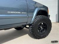 1999 Jeep Cherokee Sport 4WD, XJ, 3" Lift, Low Miles! Jacksonville, FL - Image 6