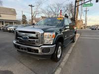 2011 Ford F250 Super Duty Crew Cab - Financing Available! - Image 3