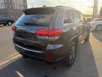 2017 Jeep Grand Cherokee - Financing Available! - Image 7