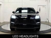 2021 Porsche Macan AWD All Wheel Drive S Premium Package Panoramic Moo Est. payment OAC† - Image 4