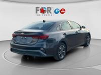 2024 Kia Forte LXS sedan Gravity Gray CALL 928-351-6484 FOR AVAILABILITY - Image 7